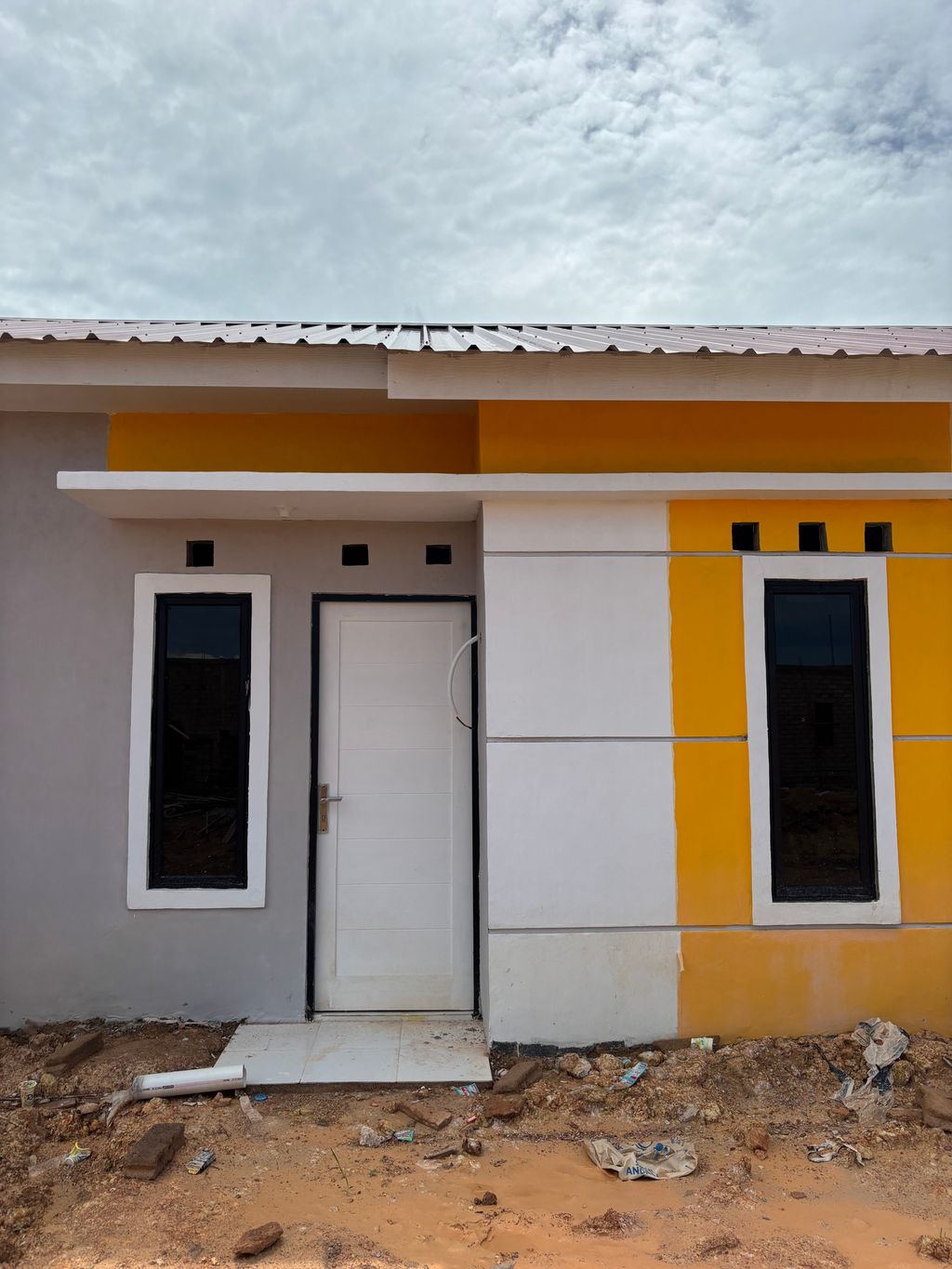 foto tampak rumah tipe 30/60 perumahan GIA DANDELION