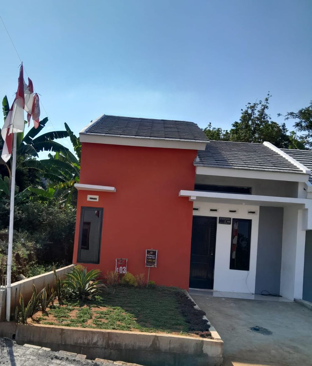 foto tampak rumah tipe 40 perumahan Griya Rajasa 01