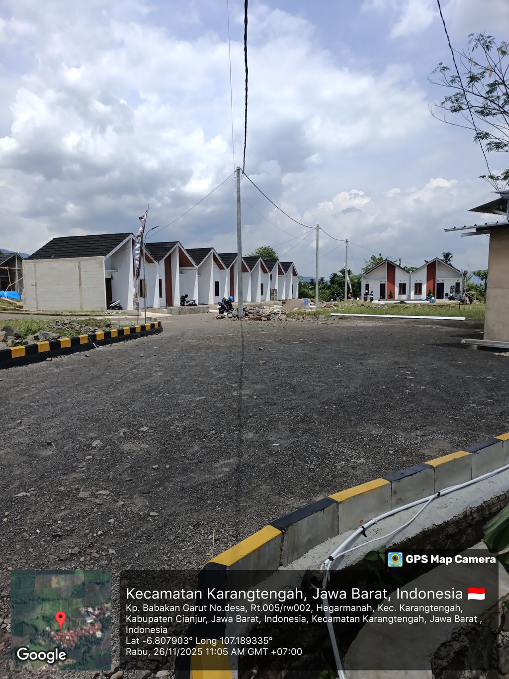 foto posisi tengah perumahan CHALYSTA INDAH RESIDENCE