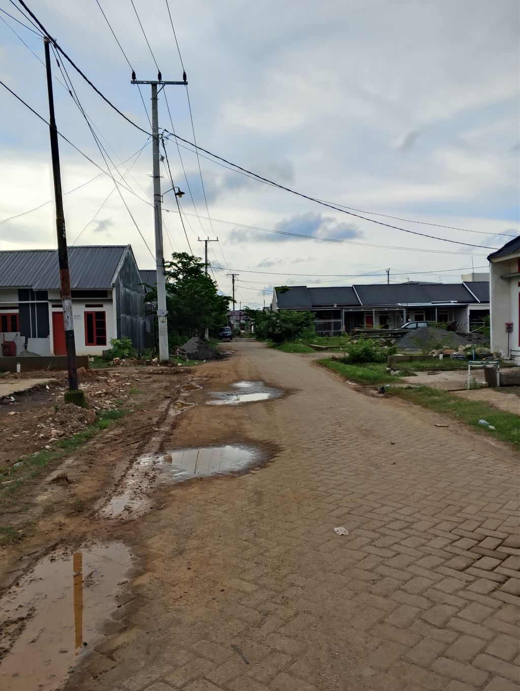 foto posisi tengah perumahan RAYA PURNAMA 3 TAHAP 2