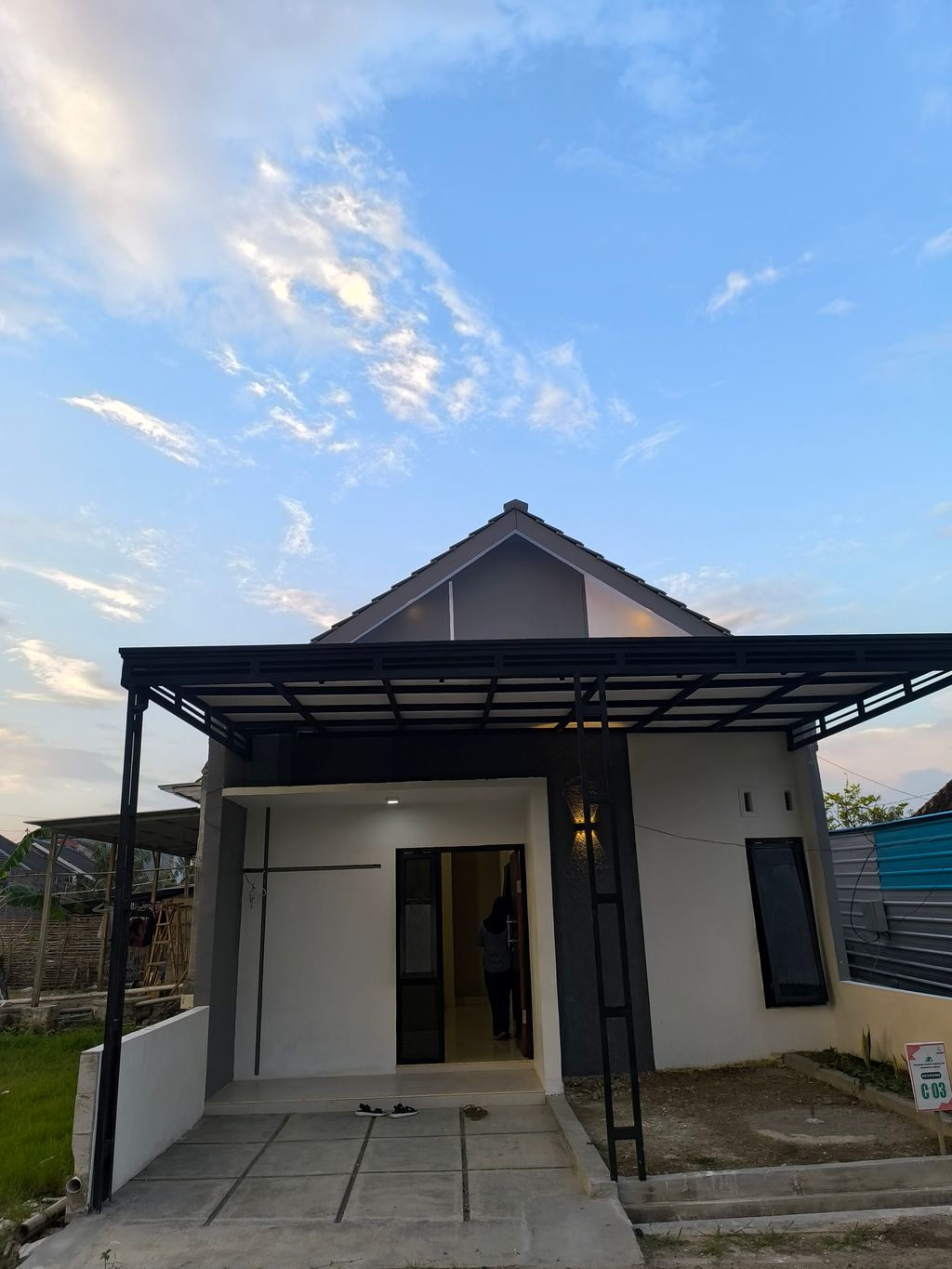 foto tampak rumah tipe komersil 40/60 perumahan green lengkong asri