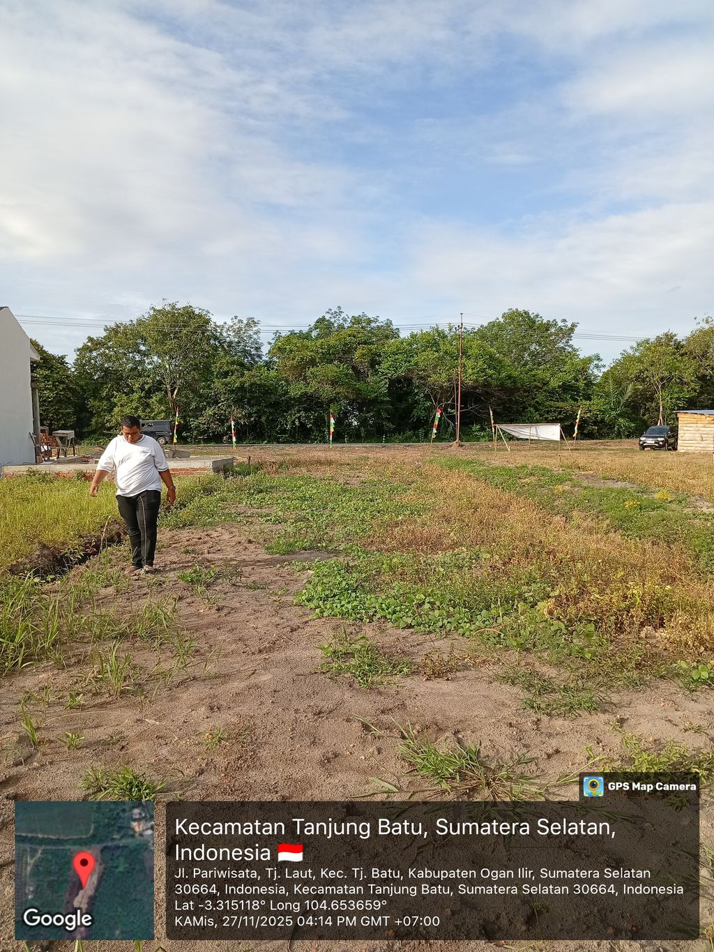 foto posisi tengah perumahan VILLA GOLDEN