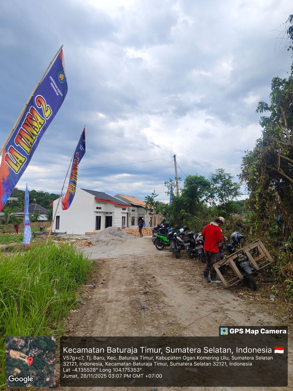 foto gerbang perumahan LATANSA 1