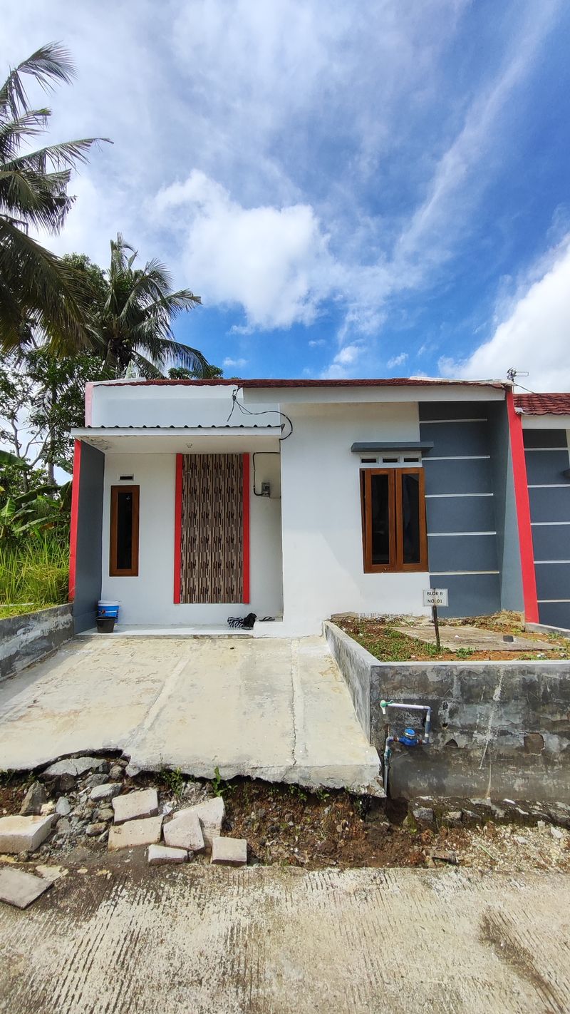 foto contoh rumah perumahan GRIYA WRINGIN ASRI