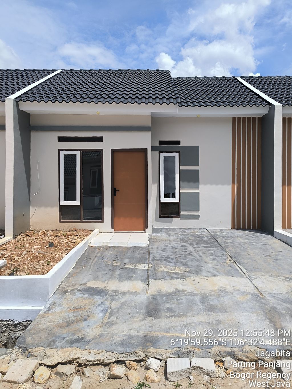 foto contoh rumah perumahan GRAHA PILAR SERPONG