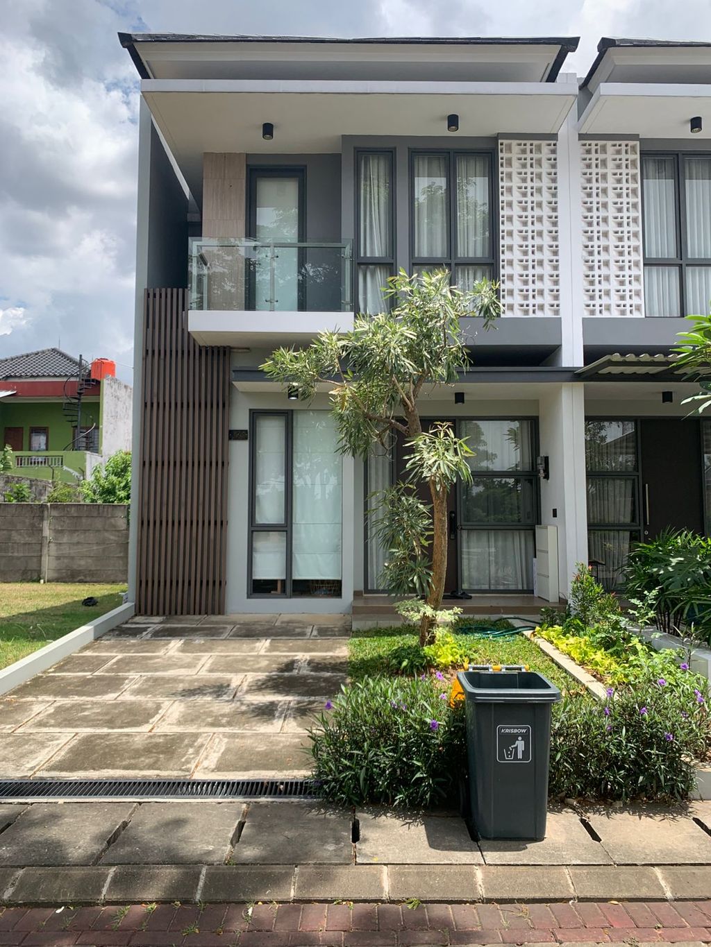 foto tampak rumah tipe BOUGENVILLE-D-19 perumahan Penta Garden