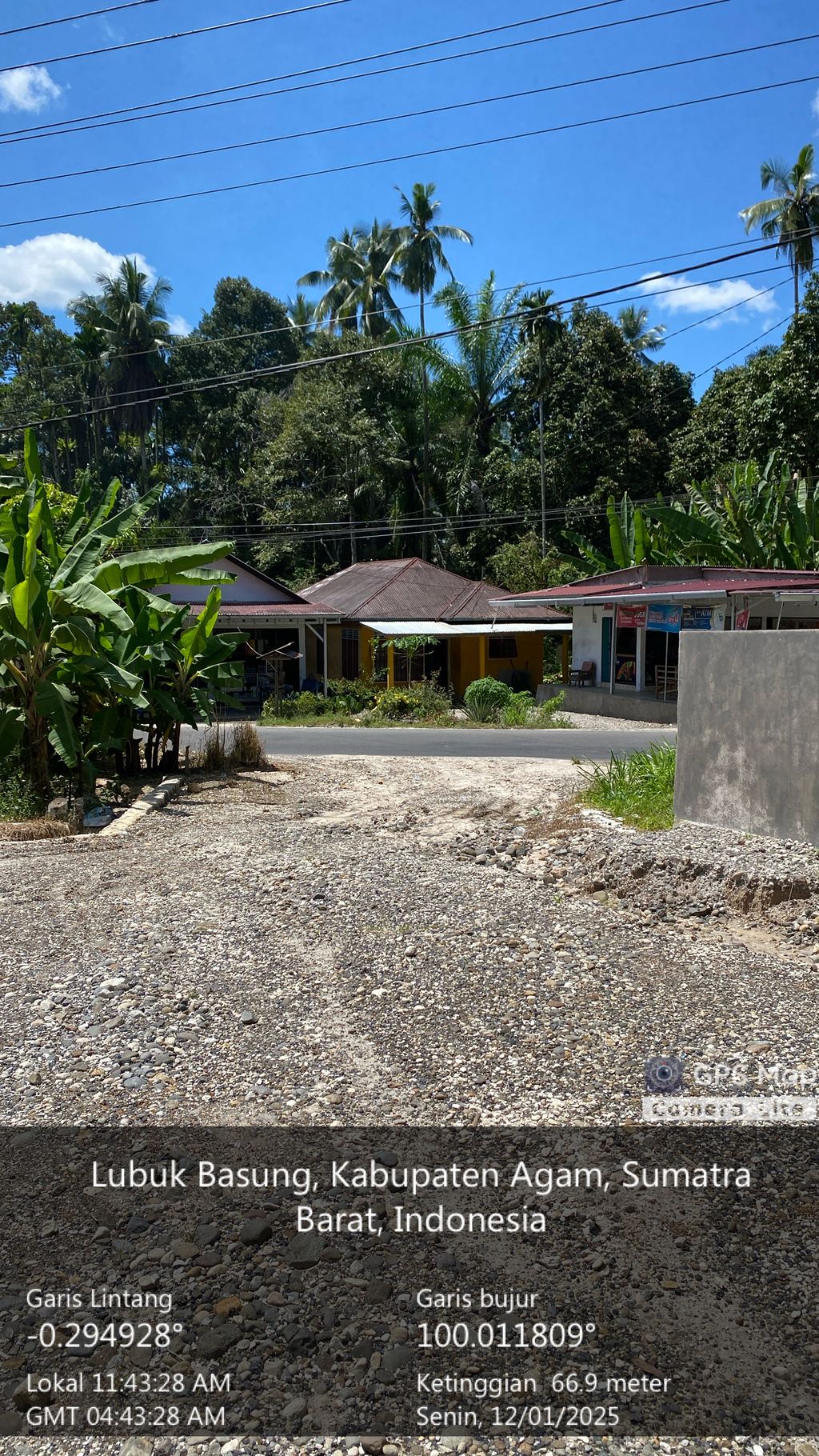 foto gerbang perumahan VILLA AMIRA TAHAP V