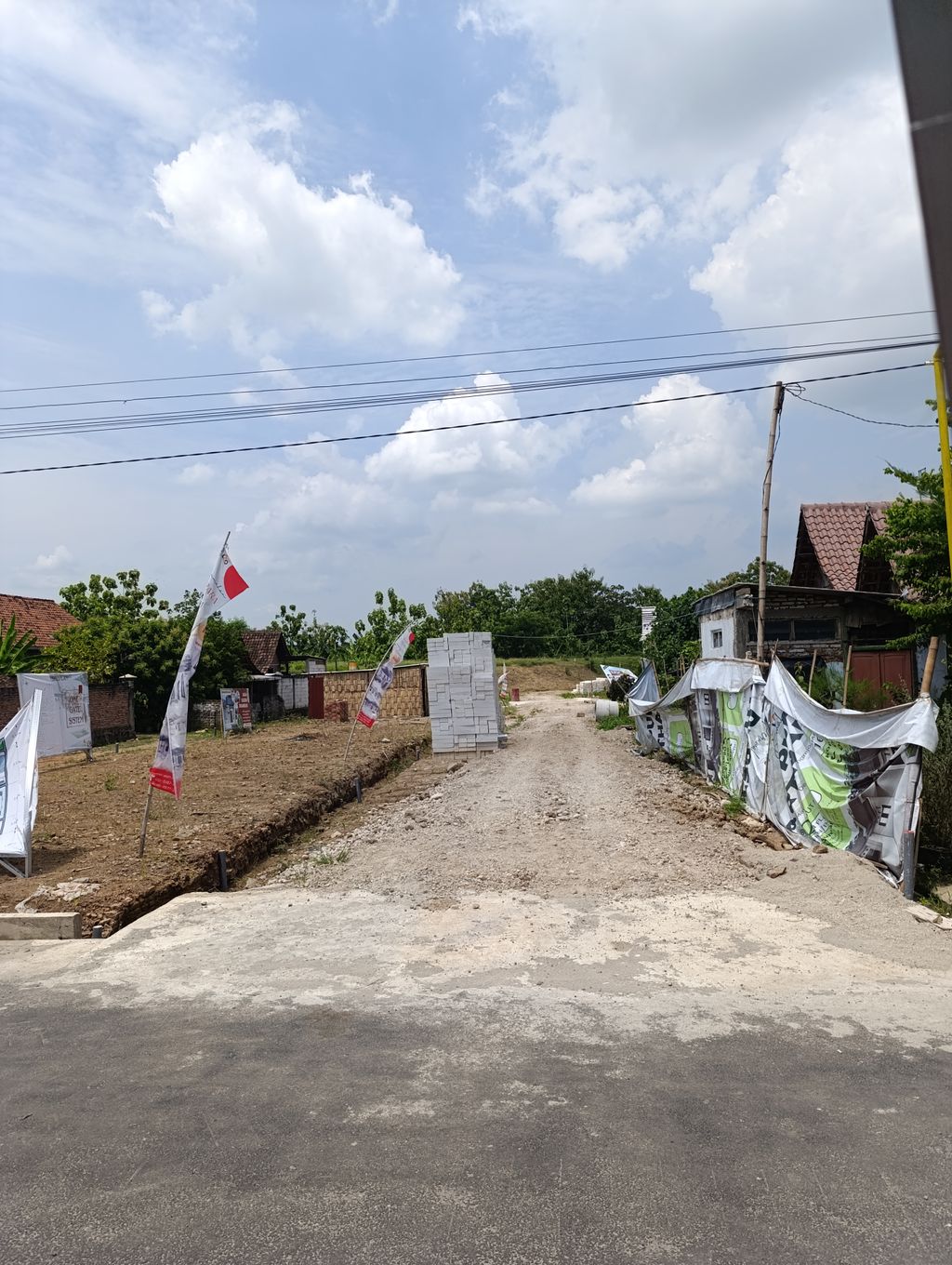 foto gerbang perumahan MUTIARA KAESA