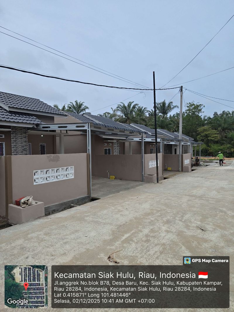 foto gerbang perumahan Green Hill Resort City