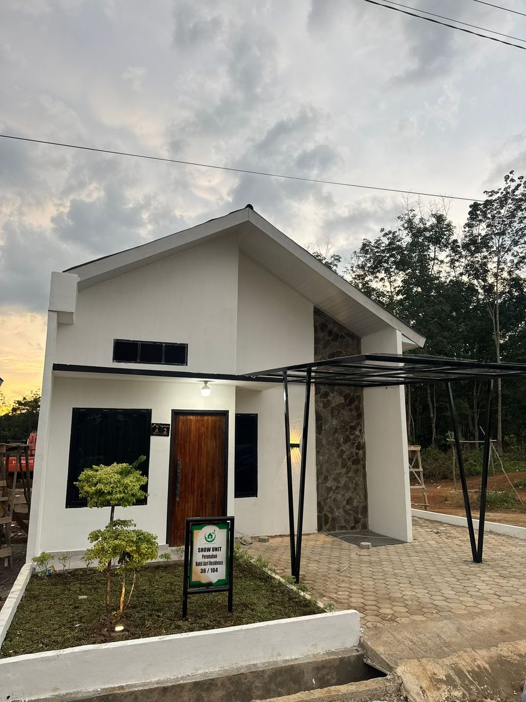 foto tampak rumah tipe 36 perumahan BUKIT ASRI RESIDENCE