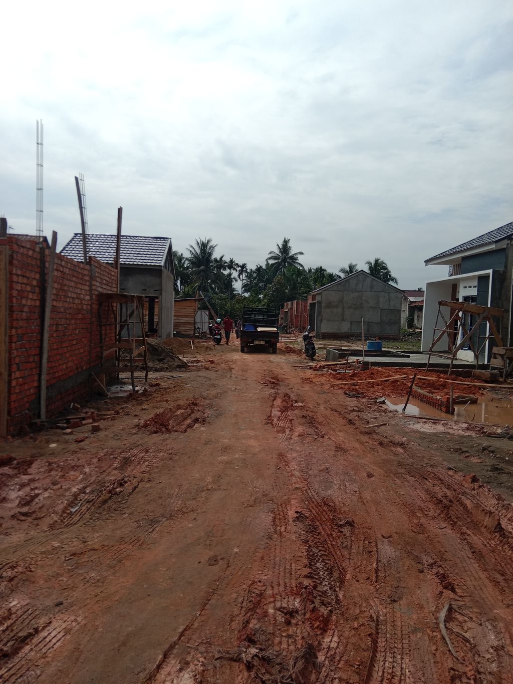 foto posisi tengah perumahan PERUMAHAN KEDATON BHANYU BHIRU 2