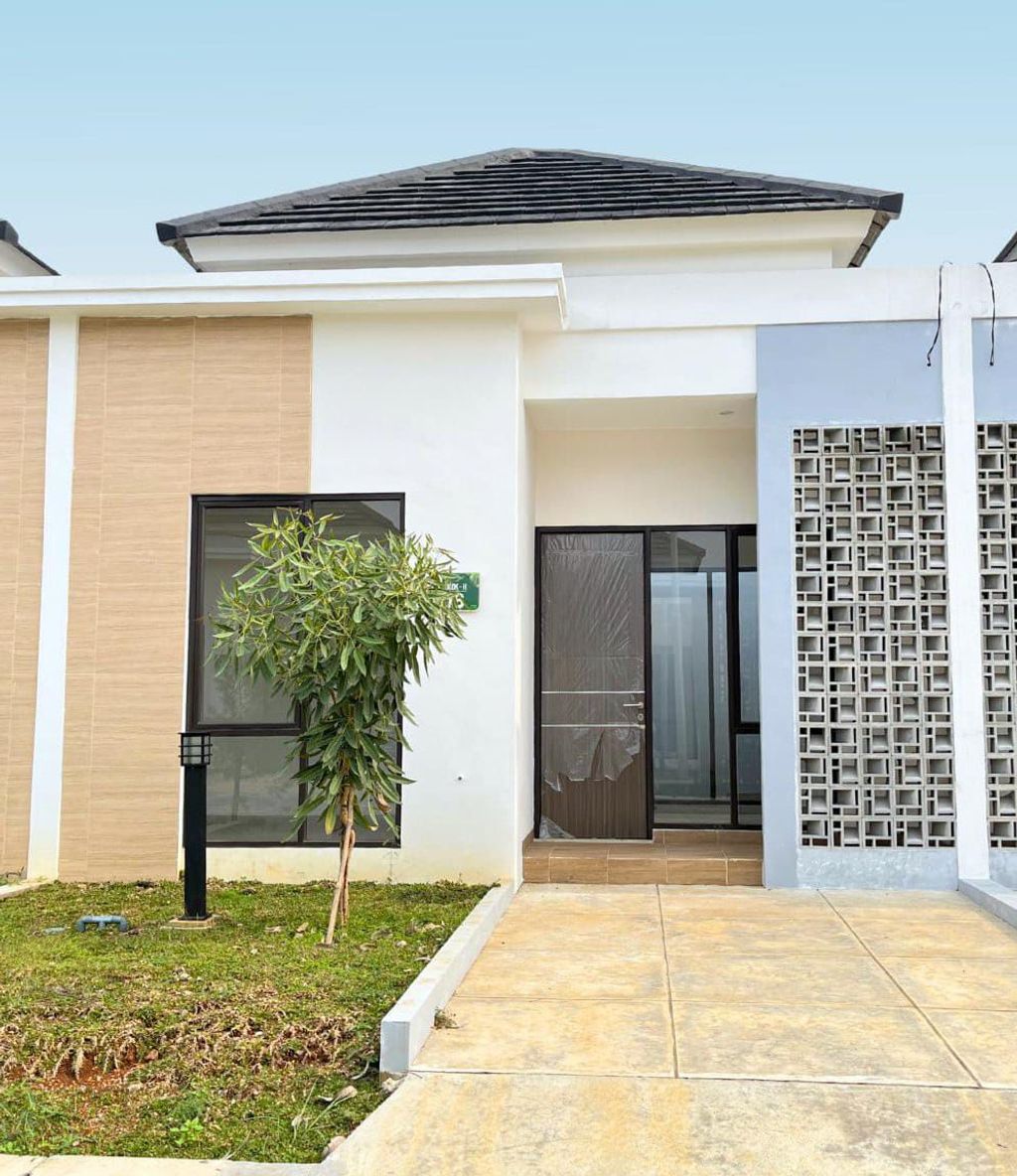 foto tampak rumah tipe CEMPAKA perumahan Tropical Village