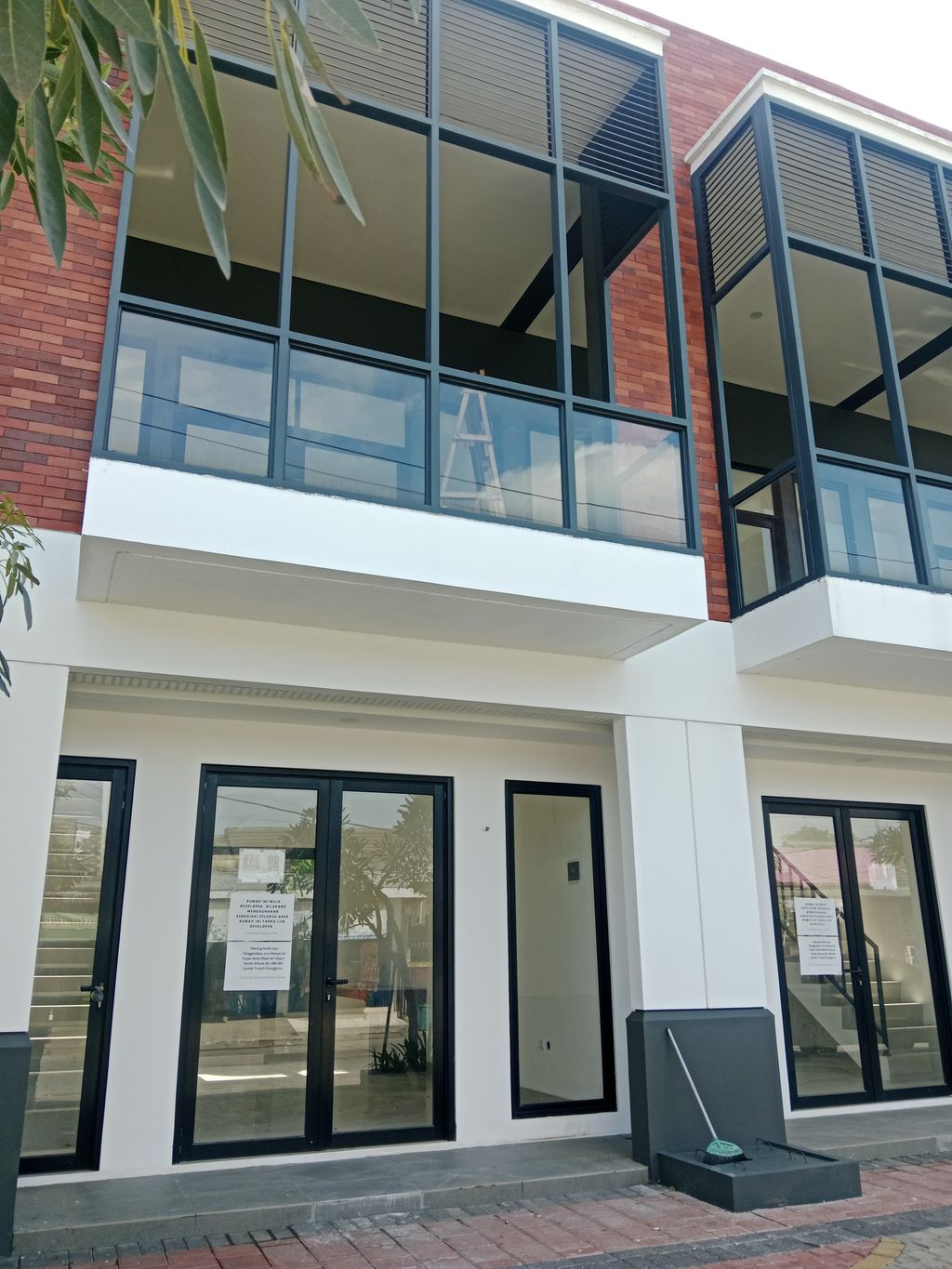 foto tampak rumah tipe SC 40 perumahan GRAND RESIDENCE CITY (SD)