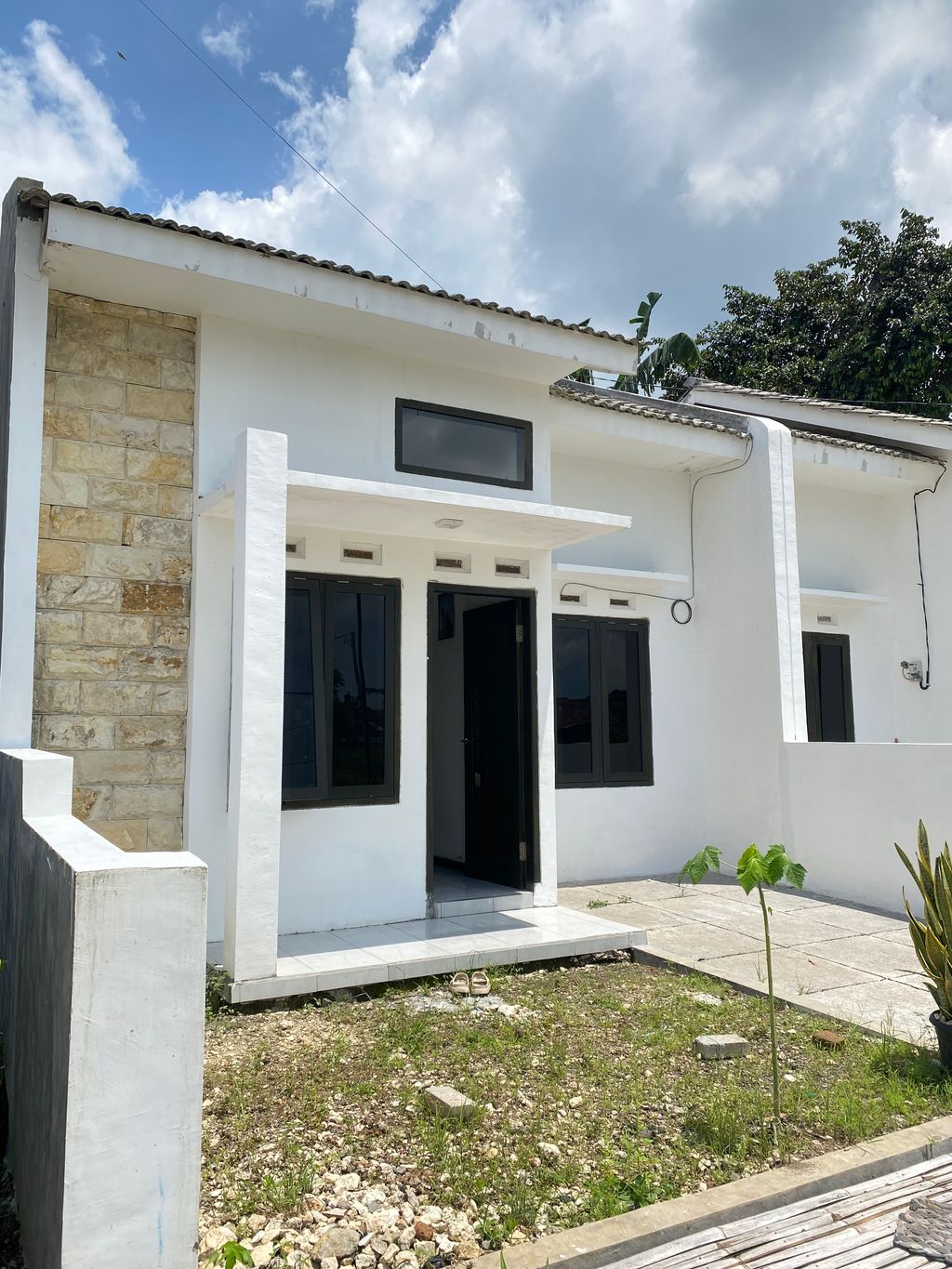 foto contoh rumah perumahan Perumahan Tutul Kebon