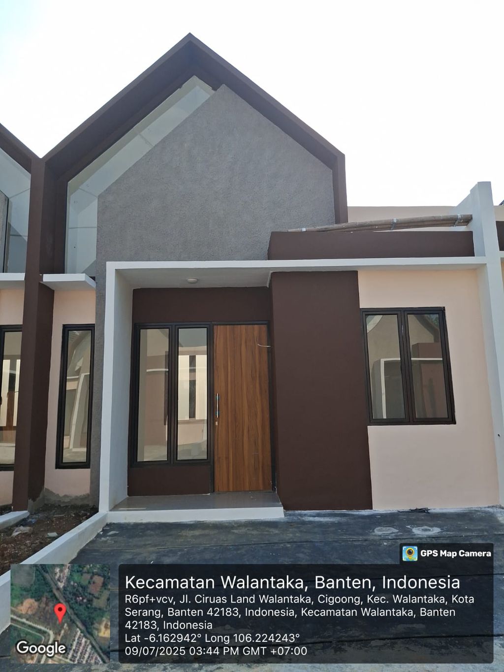 foto tampak rumah tipe SEMI KOMERSIL 36 PMK 50 C3 perumahan CIRUASLAND TAHAP 3