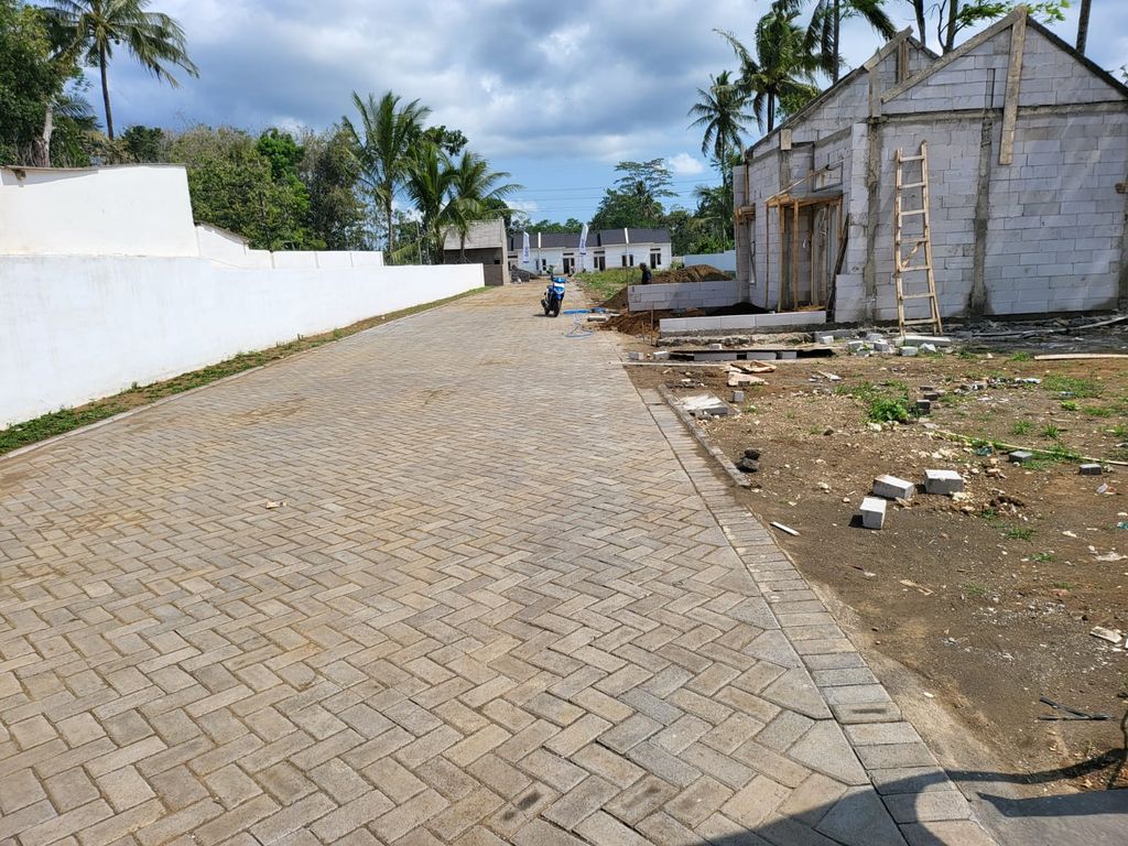 foto posisi tengah perumahan PESONA MANDIRI TUREN