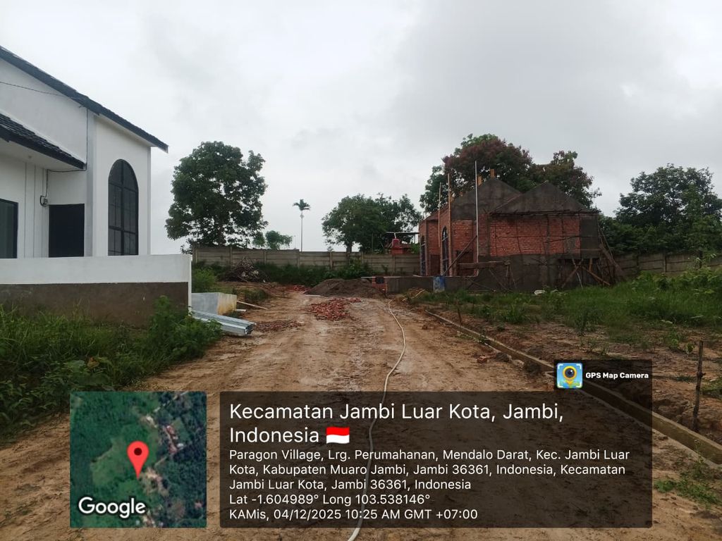 foto gerbang perumahan PARAGON VILLAGE