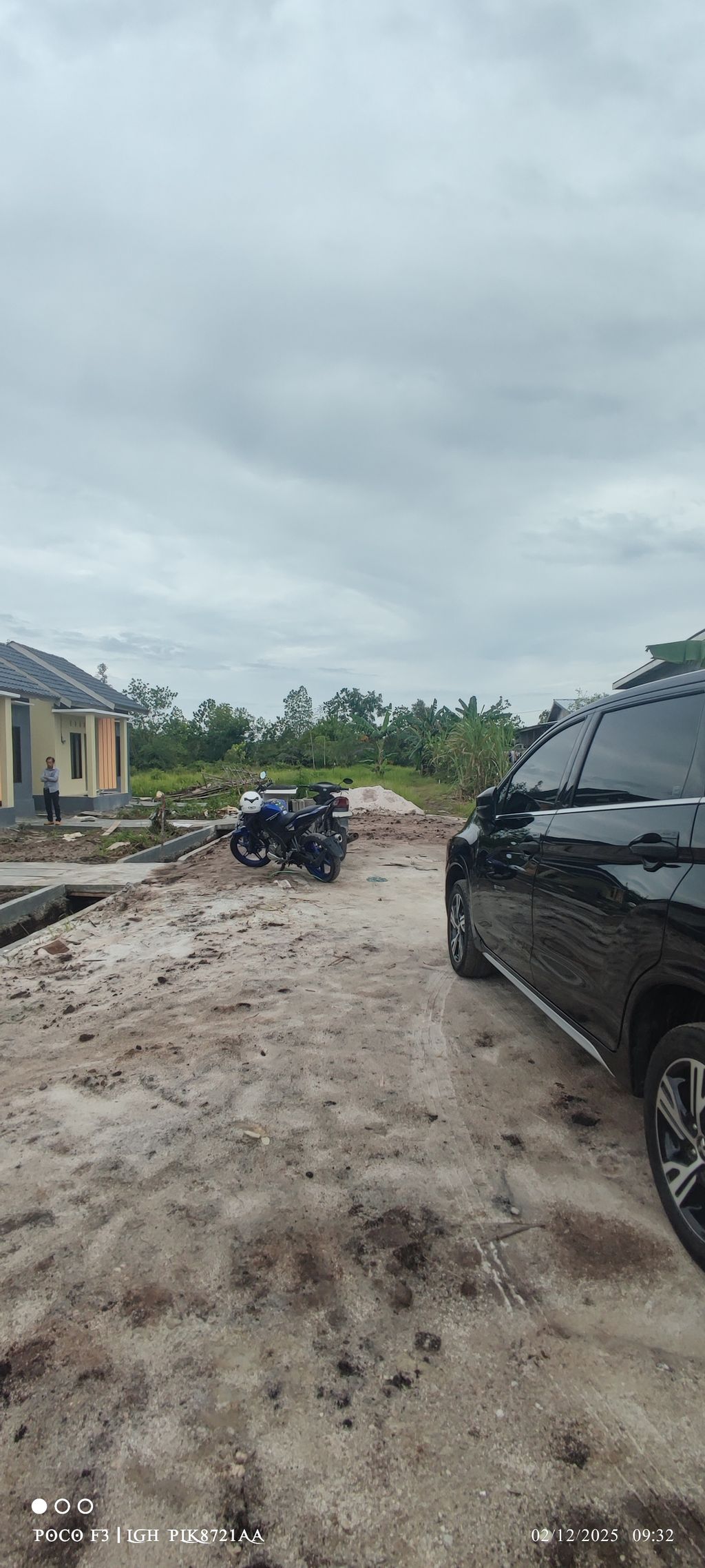 foto gerbang perumahan Perumahan Grace House Hiu Putih