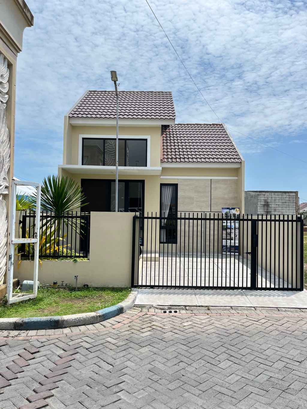 foto contoh rumah perumahan PERMATA KWANGSAN RESIDENCE I