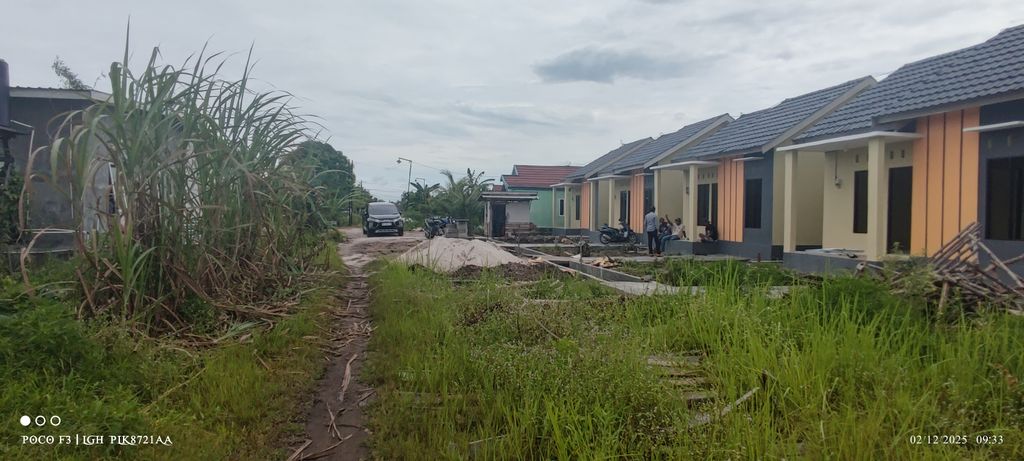 foto posisi tengah perumahan Perumahan Grace House Hiu Putih