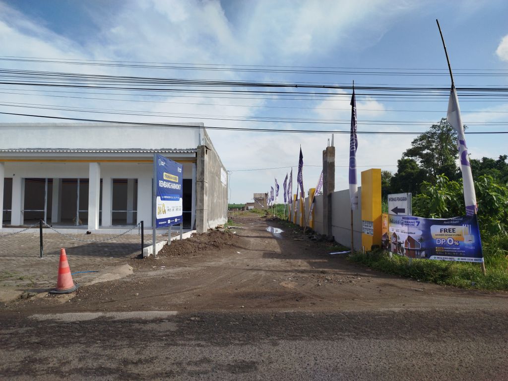 foto gerbang perumahan REMBANG HARMONI 7