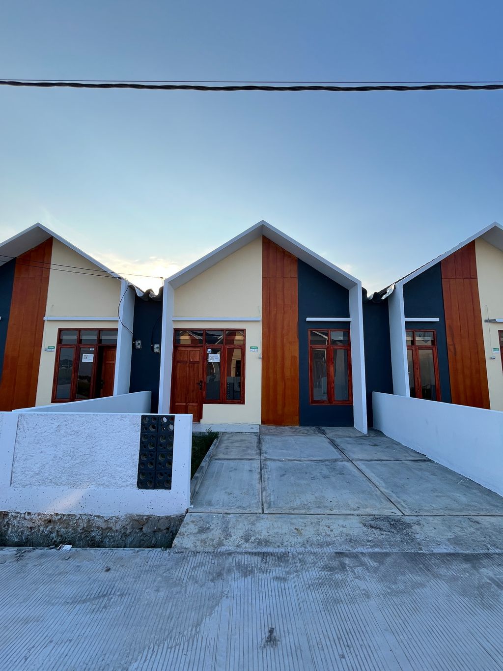 foto tampak rumah tipe SCANDINAVIAN perumahan NADIA RESIDENCE 2