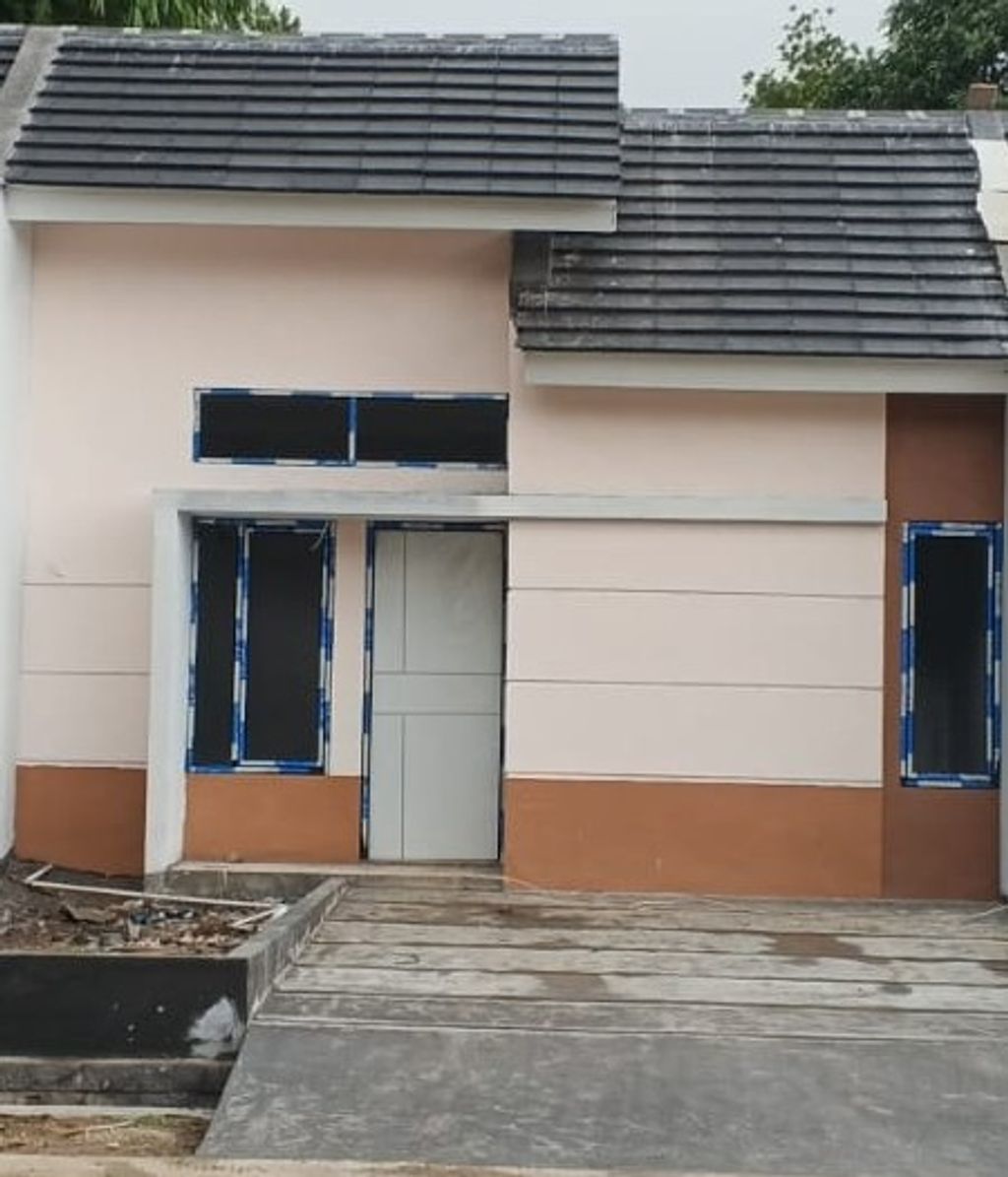 foto tampak rumah tipe ZINNIA perumahan Synergy Residence Jatisari