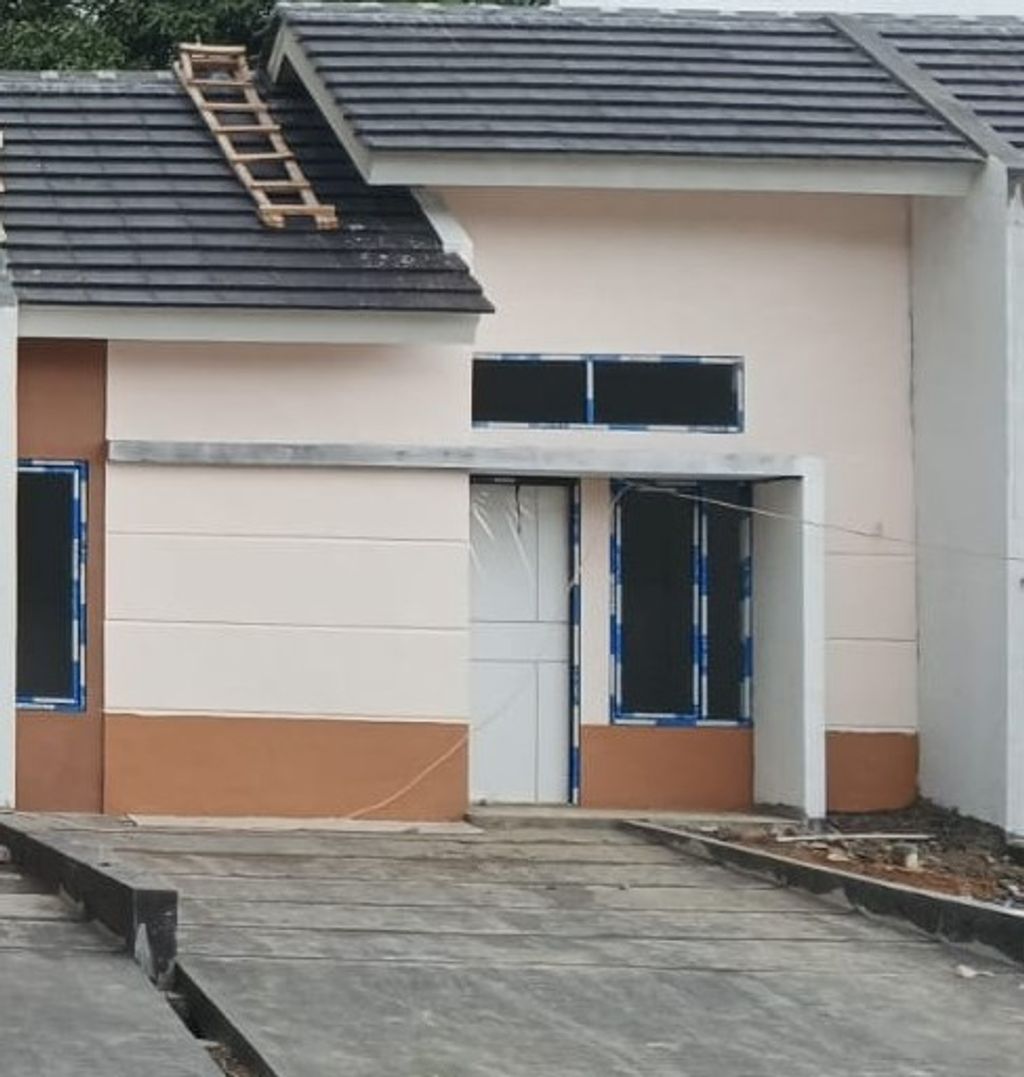 foto tampak rumah tipe ZINNIA perumahan Synergy Residence Jatisari