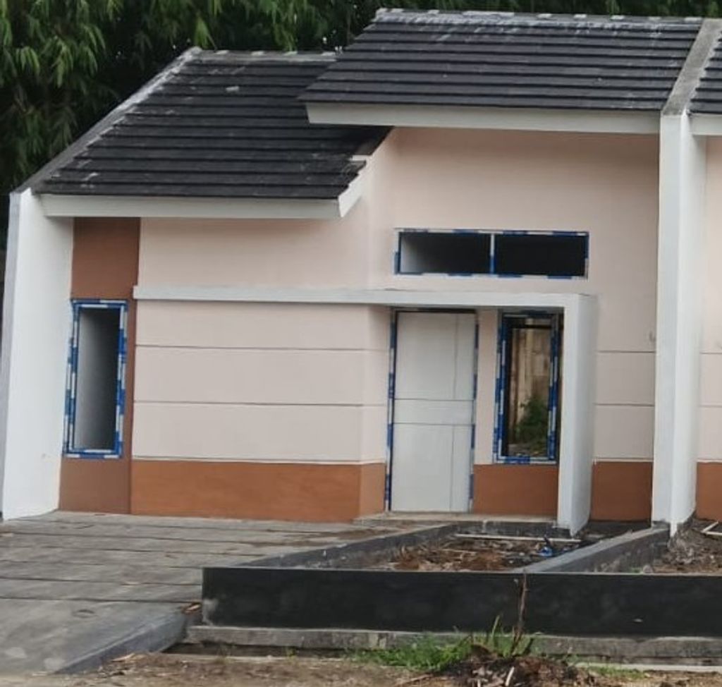 foto tampak rumah tipe ZINNIA perumahan Synergy Residence Jatisari