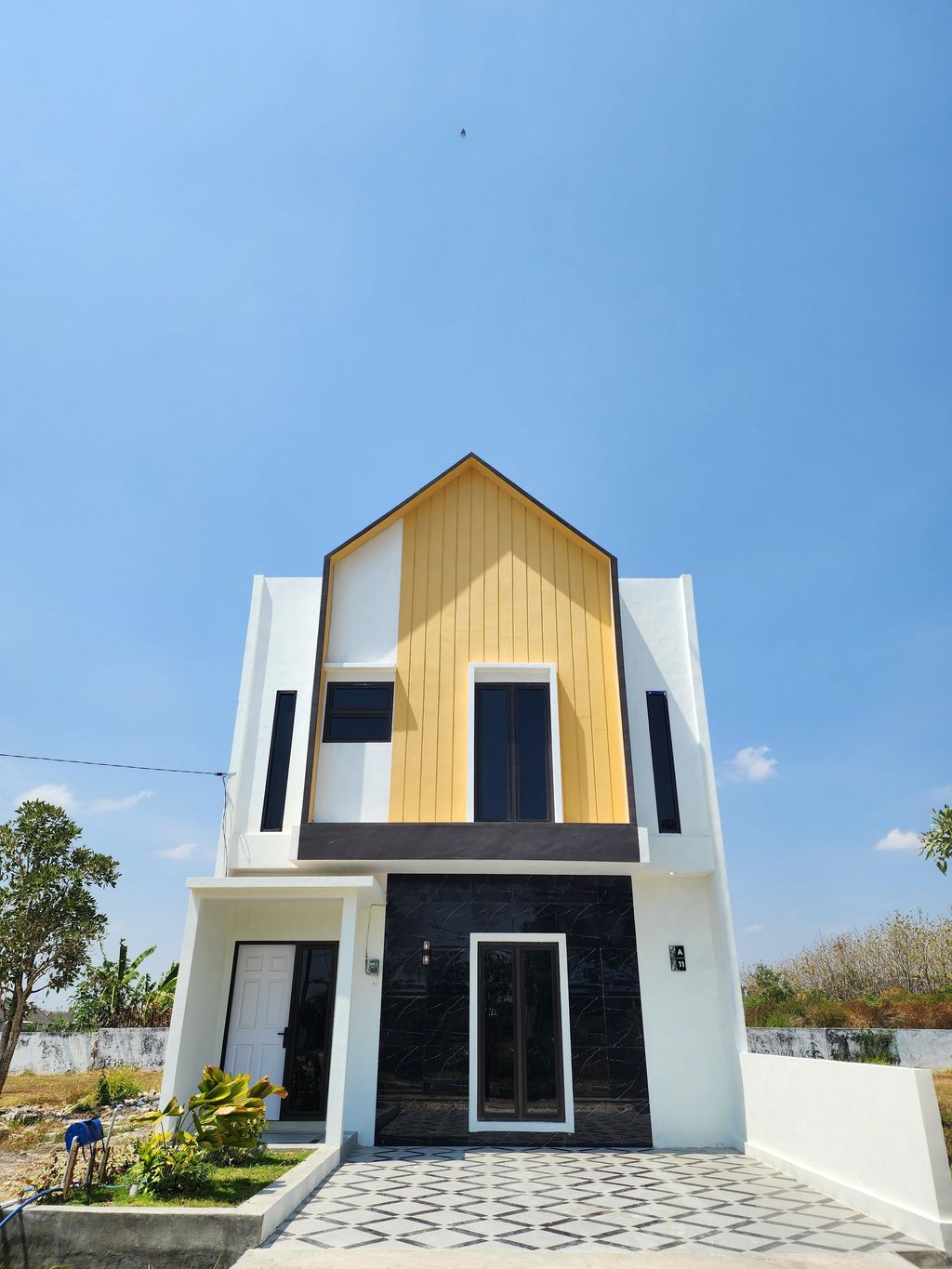 foto tampak rumah tipe 72 perumahan Citra Regency Tahap III