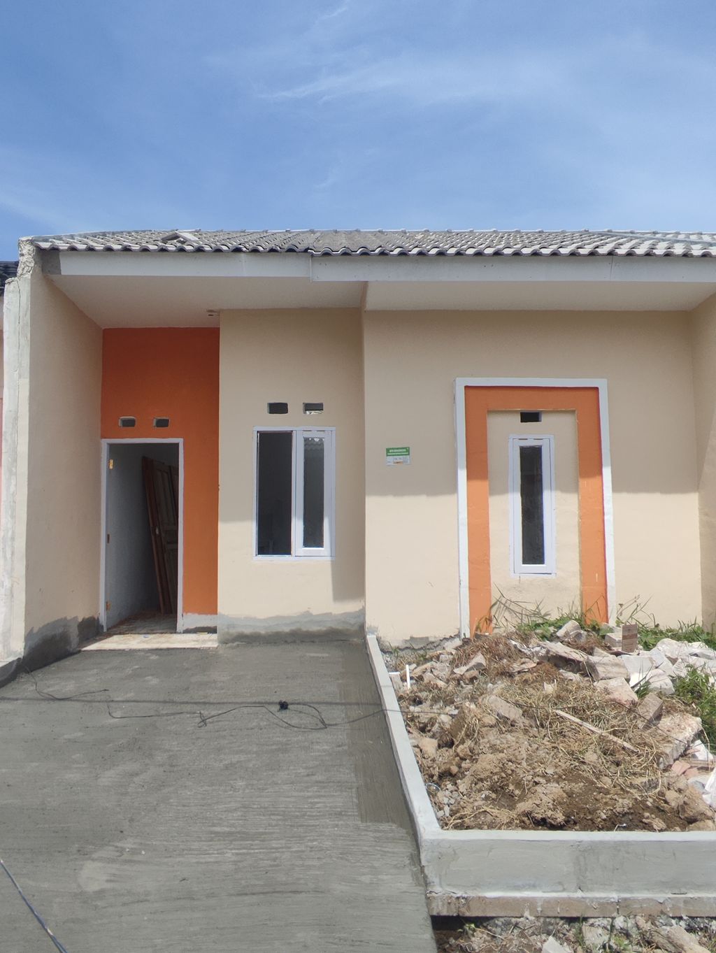 foto tampak rumah tipe 26/72 perumahan Bumi citra indah 2 tahap 4