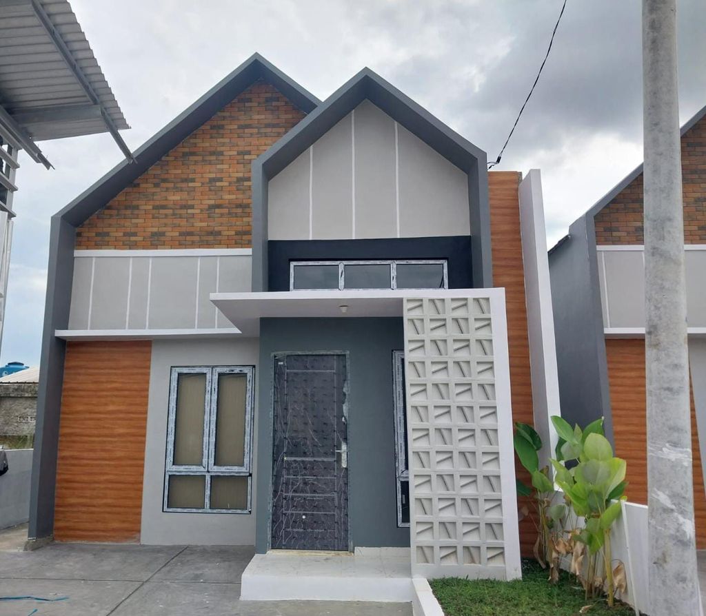 foto tampak rumah tipe Rumah Tinggal 52/91 (1) perumahan Duta Hill Residence III