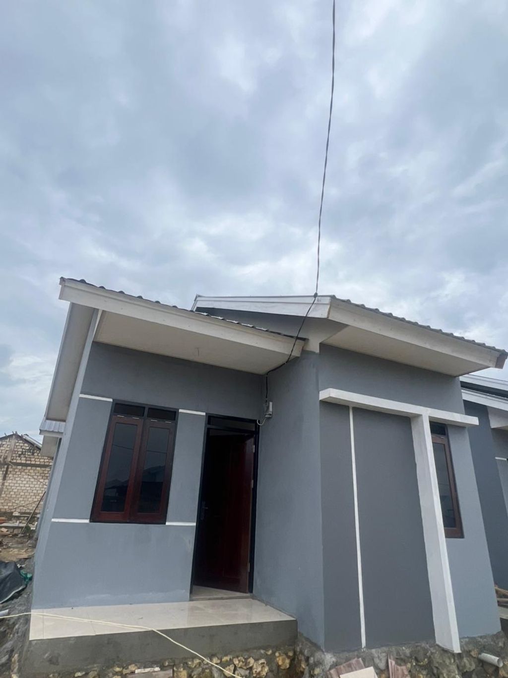 foto tampak rumah tipe subsidi 36 perumahan PERMATA INDAH 2