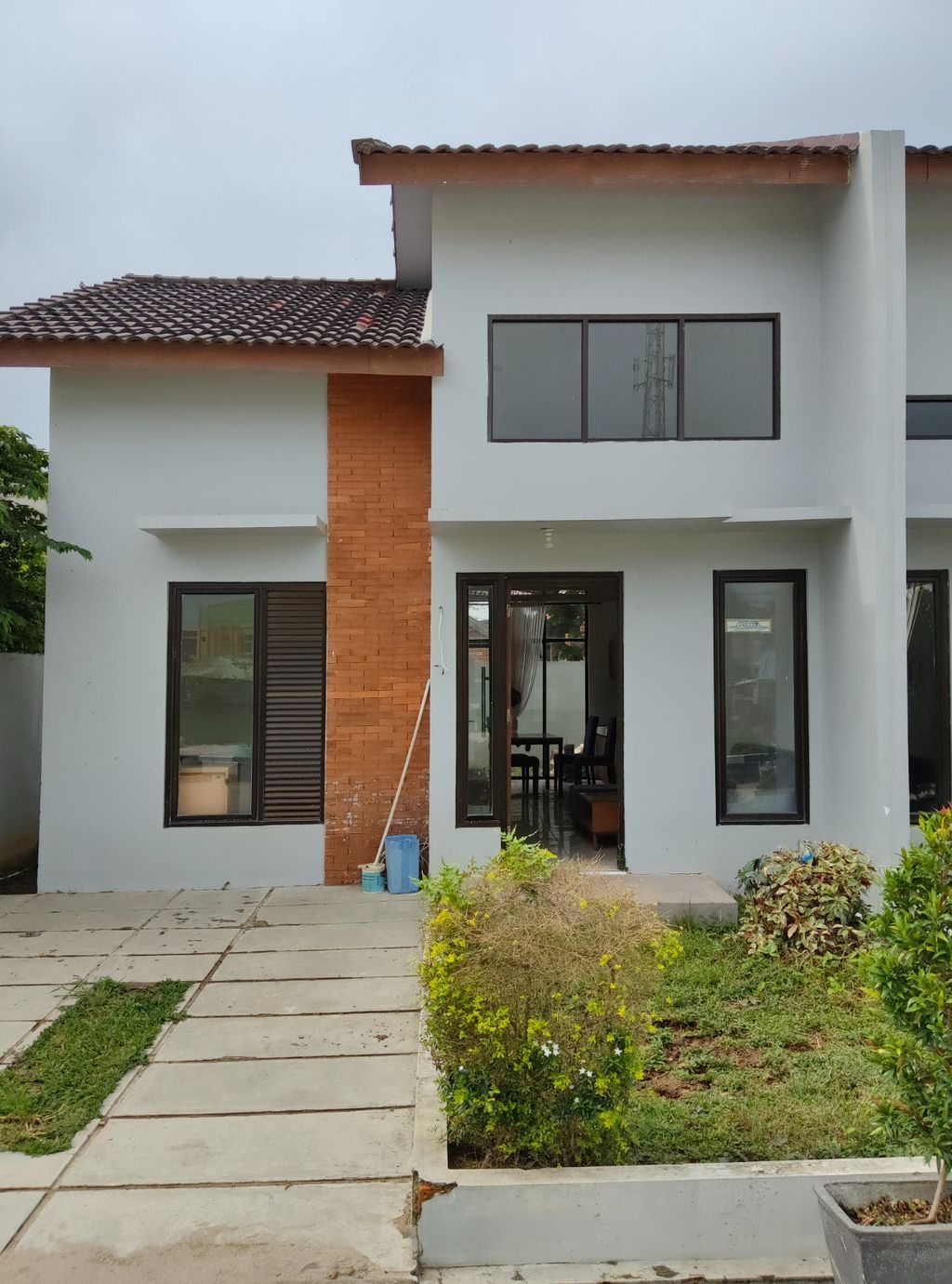 foto tampak rumah tipe 48 (D72) perumahan SRIWIJAYA GARDEN