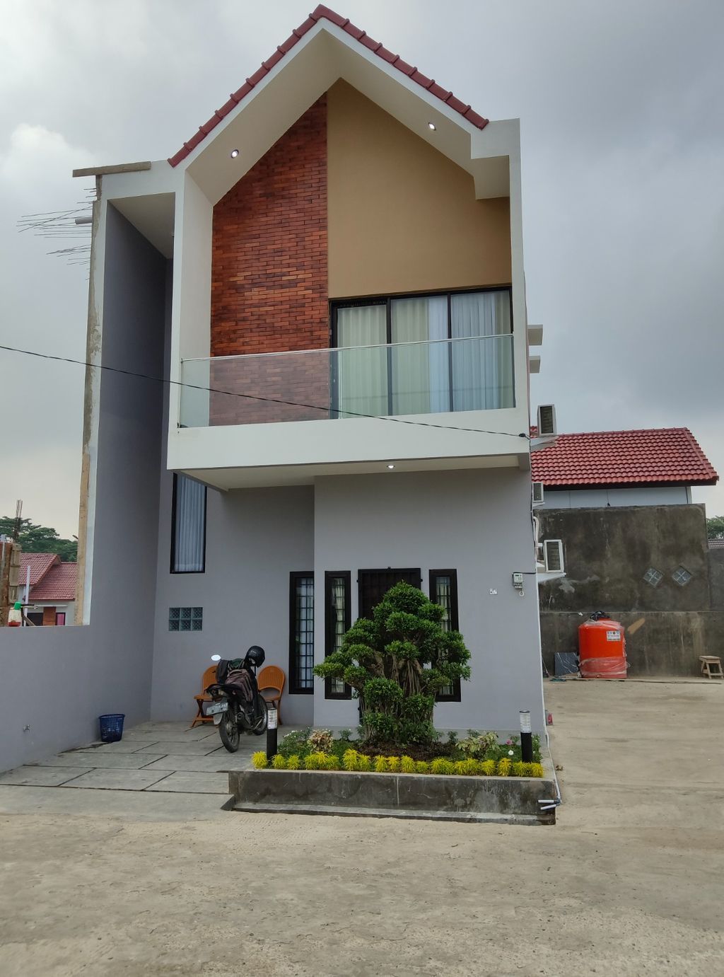 foto tampak rumah tipe 118 (B03) perumahan SRIWIJAYA GARDEN