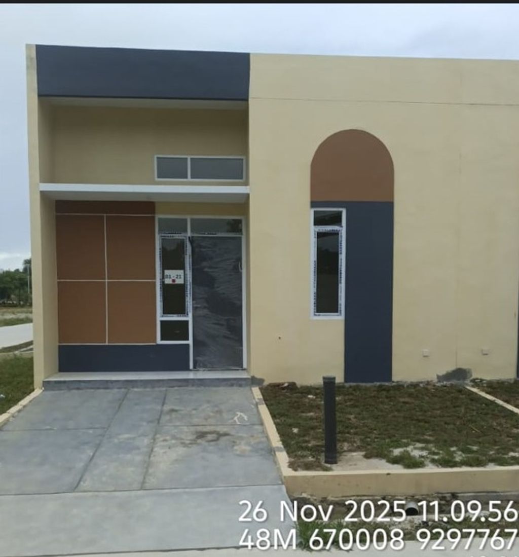 foto tampak rumah tipe 30 perumahan KAMAYA HILLS