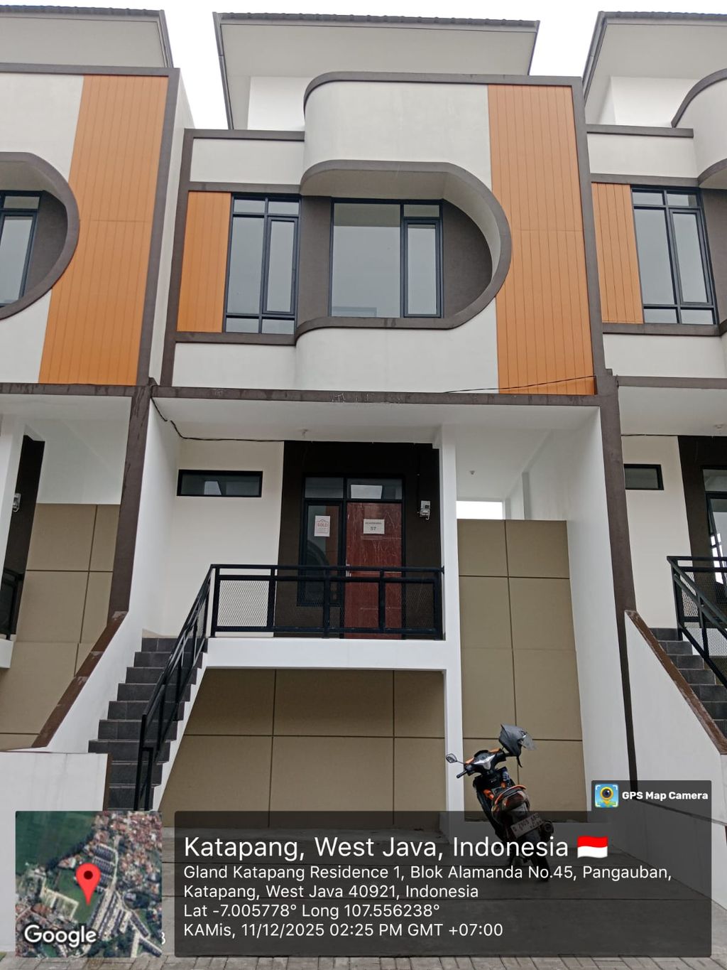 foto tampak rumah tipe 50 Compact 3 Kamar HC (540) perumahan G-Land Katapang Residence 1