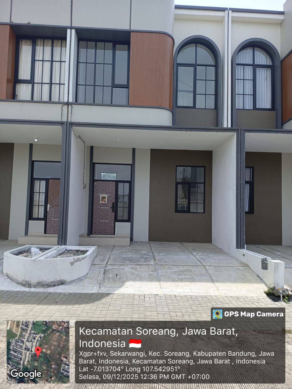 foto tampak rumah tipe 38 Compact (2 kamar) (452) perumahan Cluster Beverly