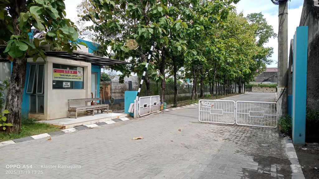 foto gerbang perumahan KLASTER RAMAYANA