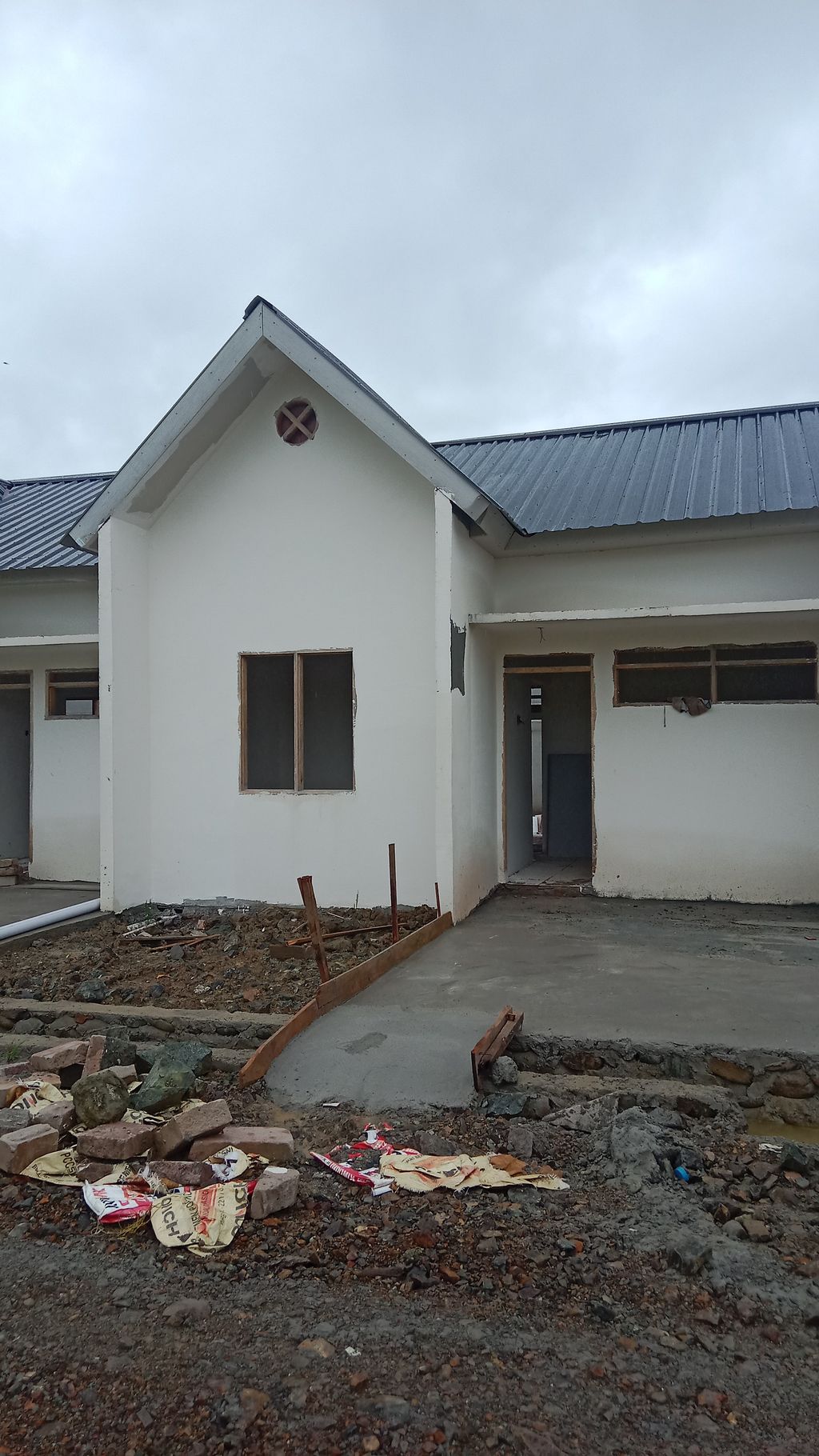 foto contoh rumah perumahan THE GREEN TAKKALALA 2