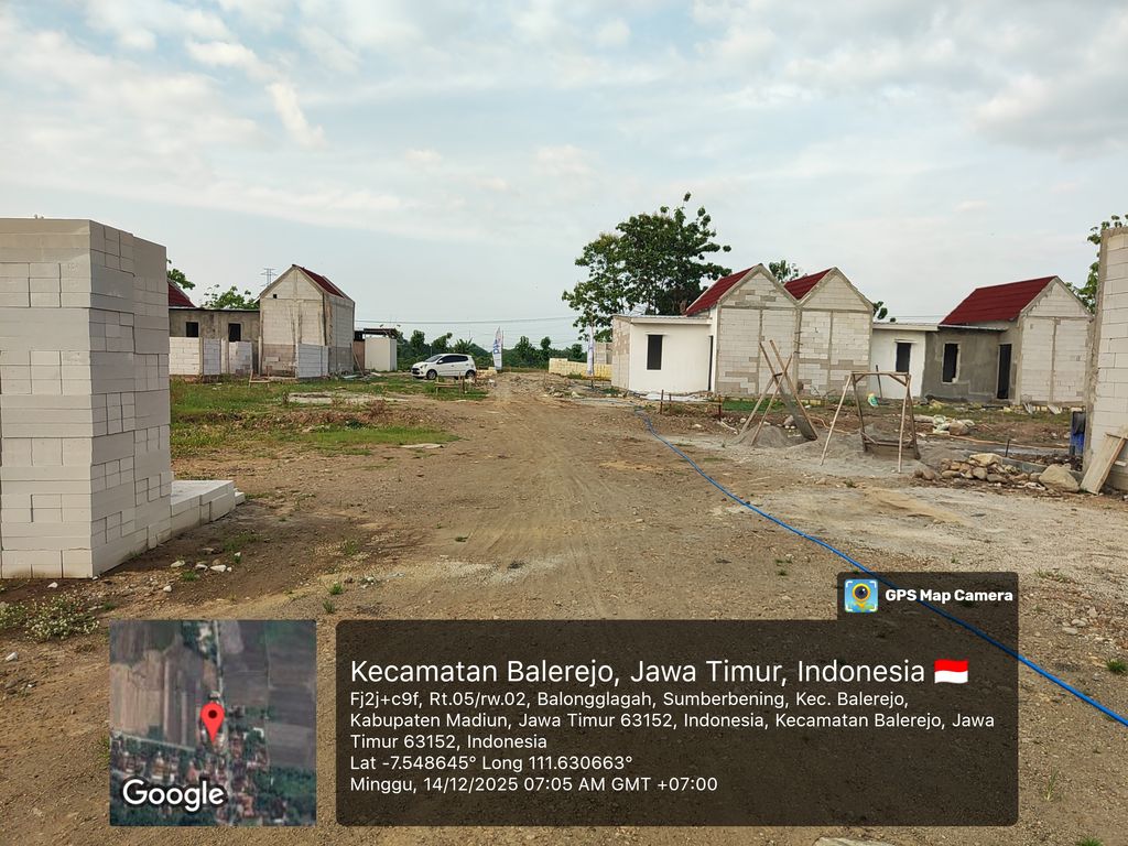 foto posisi tengah perumahan Griya Cemara Bening