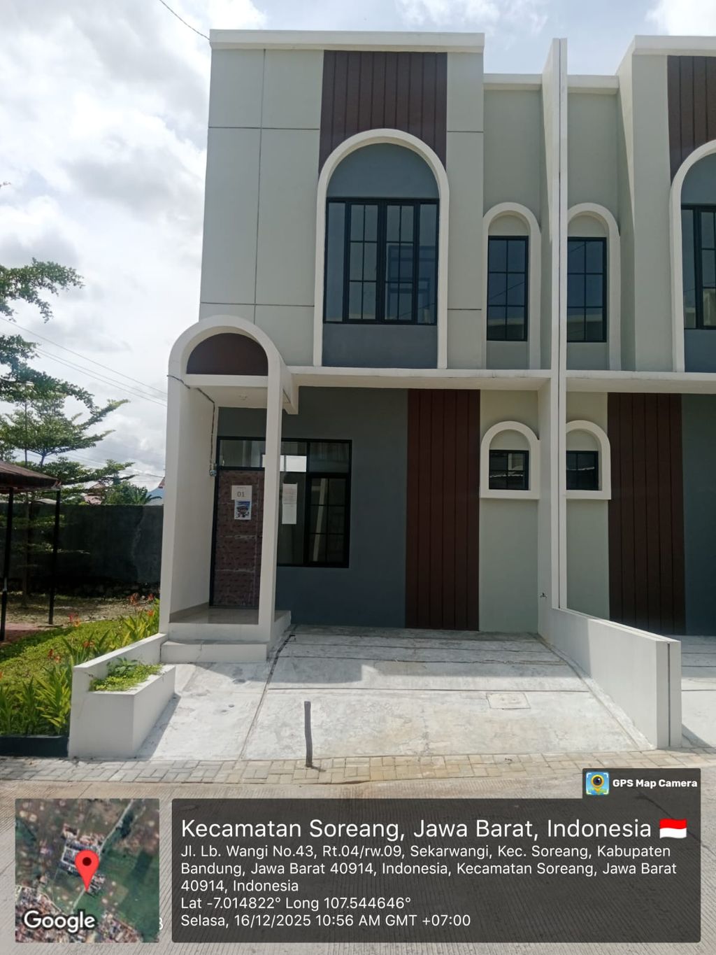 foto tampak rumah tipe 50 Compact 3 Kamar HC (674) perumahan Seroja Home Residence 4