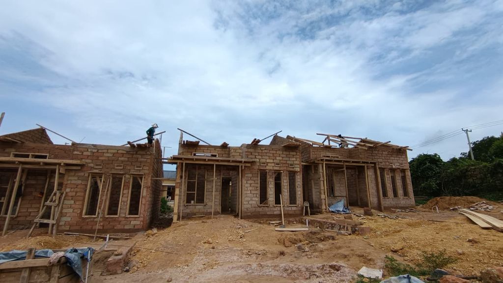 foto contoh rumah perumahan GRAND PRIMA SKY