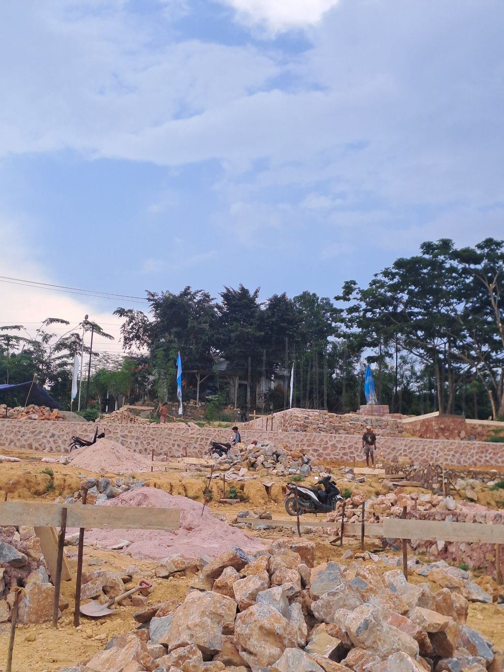 foto posisi tengah perumahan GRAND PRIMA SKY