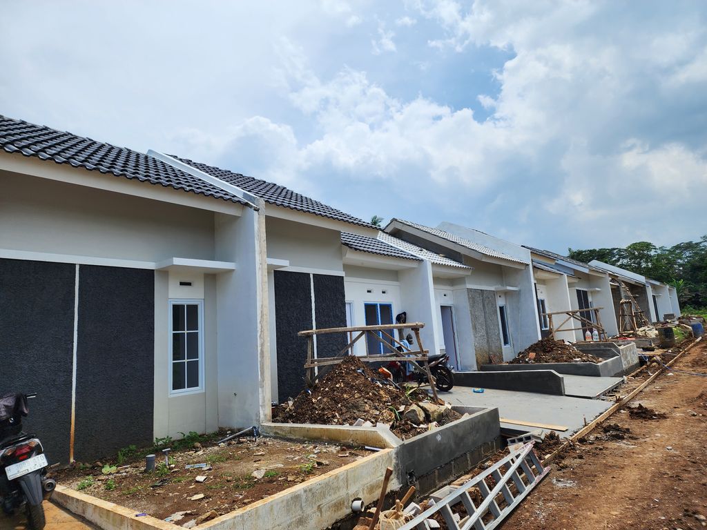 foto contoh rumah perumahan Griya Samana Meteseh ( ABINAWA )