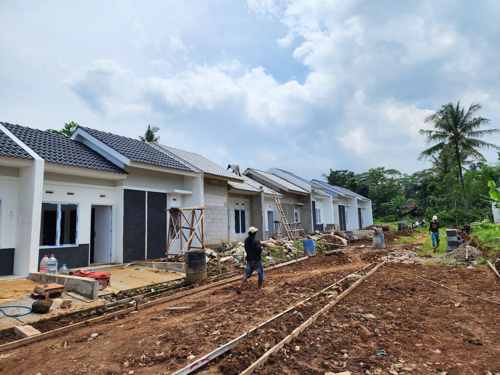 foto gerbang perumahan Griya Samana Meteseh ( ABINAWA )