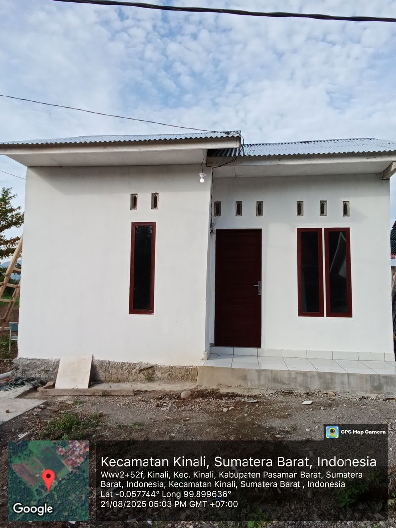 foto gerbang perumahan MUTIARA KINALI REGENCY