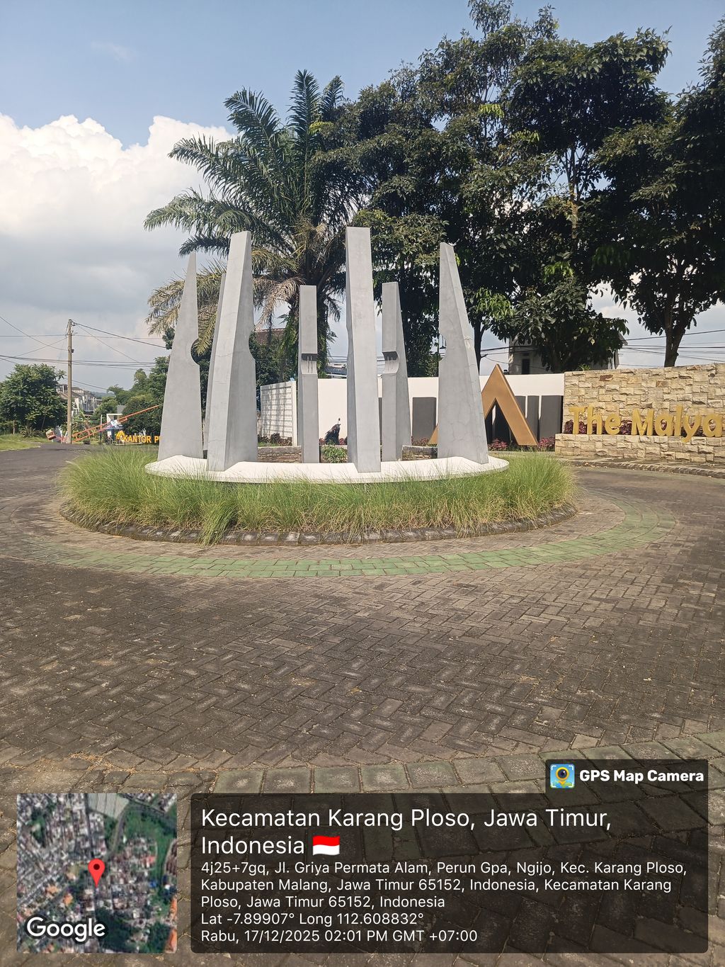 foto gerbang perumahan The Malya Residence