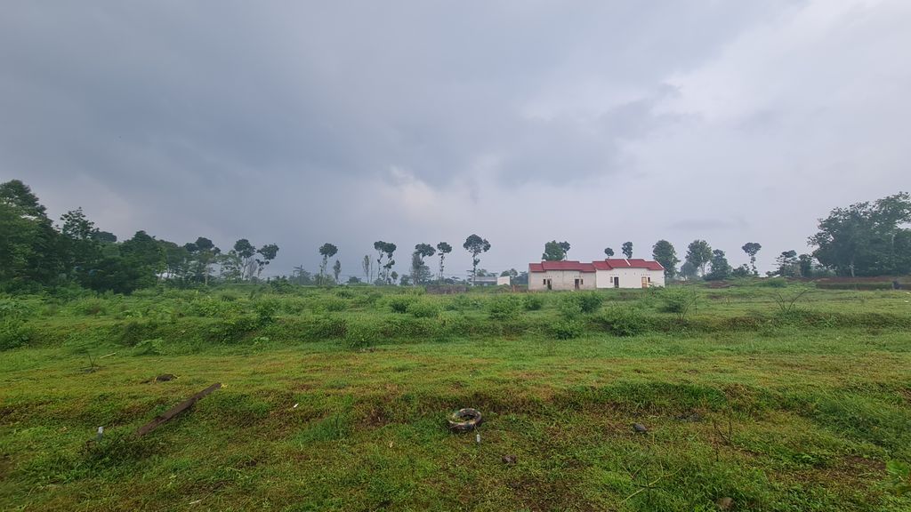 foto posisi tengah perumahan SRENDENG INDAH