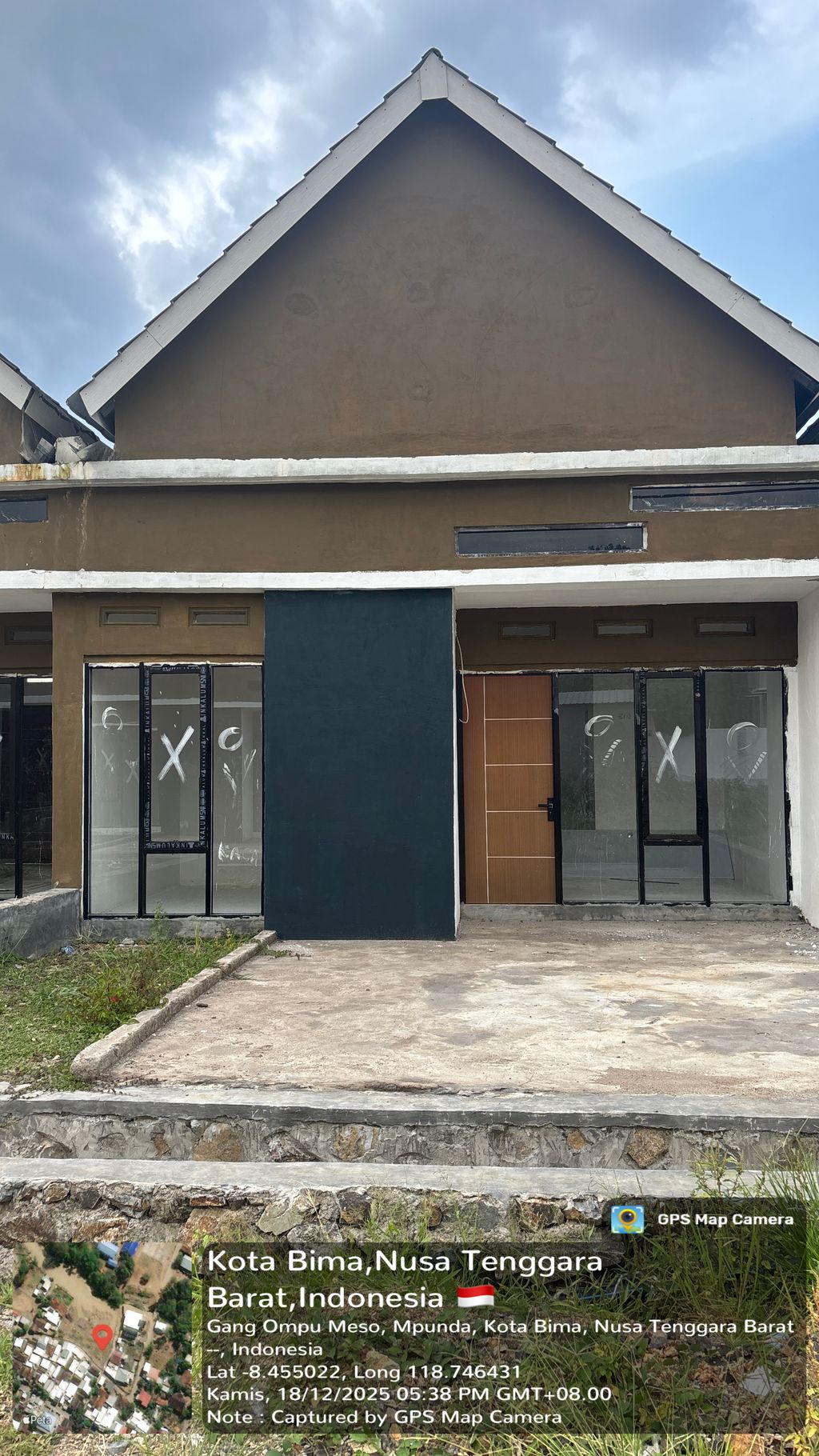 foto contoh rumah perumahan Graha Kota